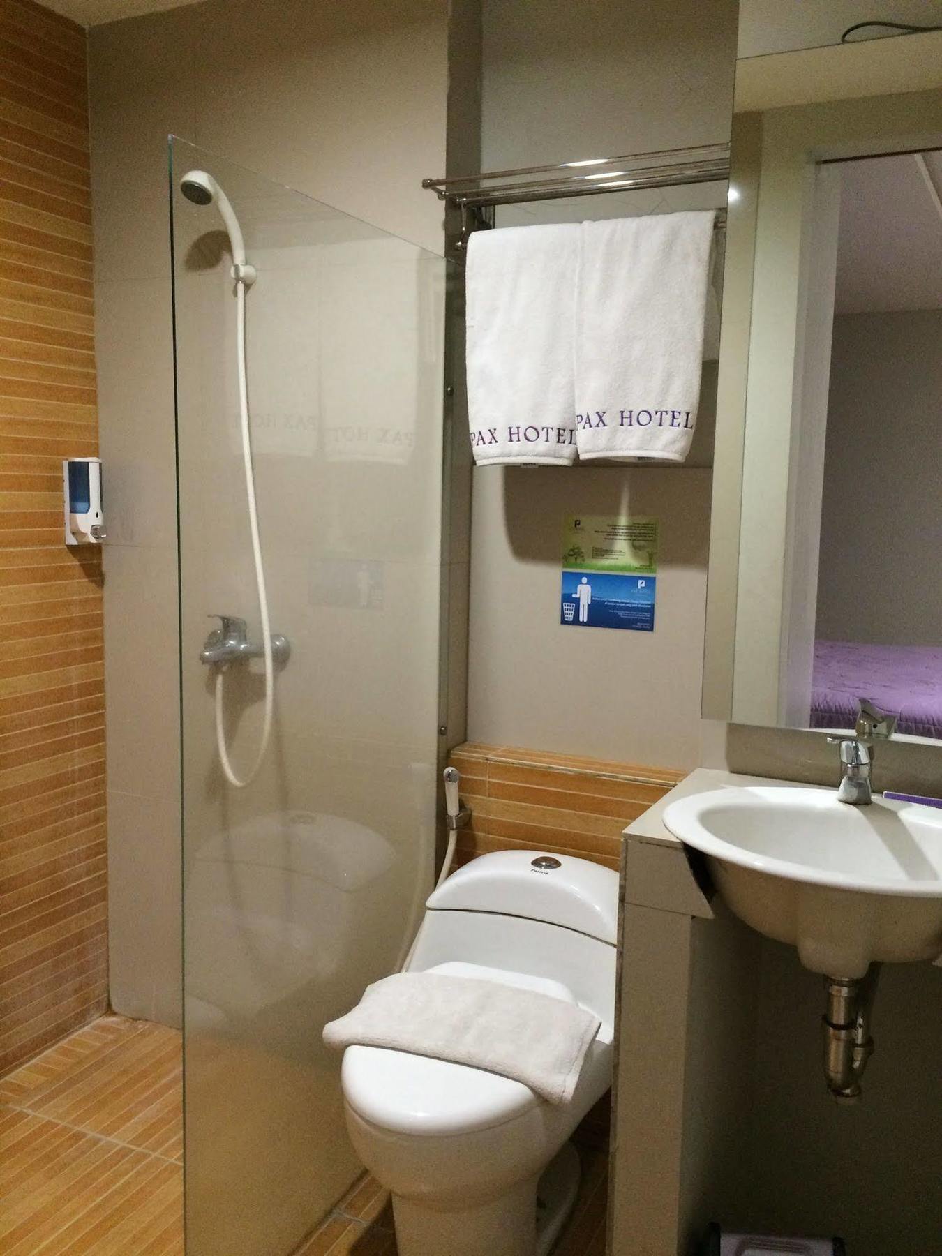 Pax Hotel Jakarta Exterior foto
